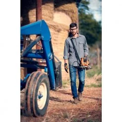 RIDGID 18V Cordless Grease Gun with 18V Lithium-Ion 4.0 Ah Battery 23 RIDGID 18V Cordless Grease Gun with 18V Lithium-Ion 4.0 Ah Battery -Automotive Sales ridgid grease guns r860445b ac87004 4f 1000